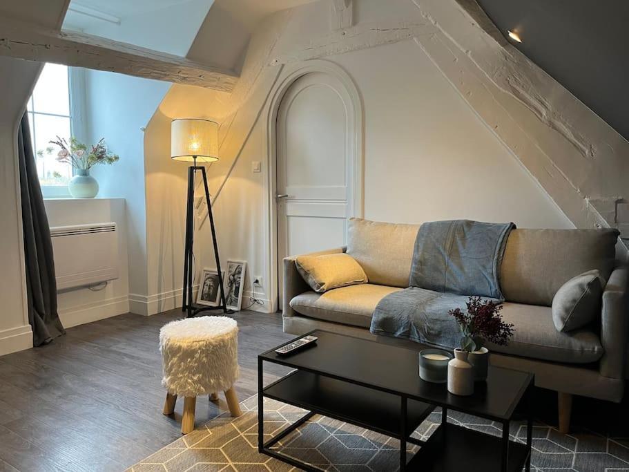 Appartement Avec Terrasse En Plein Coeur De Vernon Vernon  Zewnętrze zdjęcie